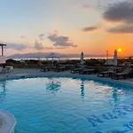 아파트호텔 Naxos Mare Agia Anna (Naxos)