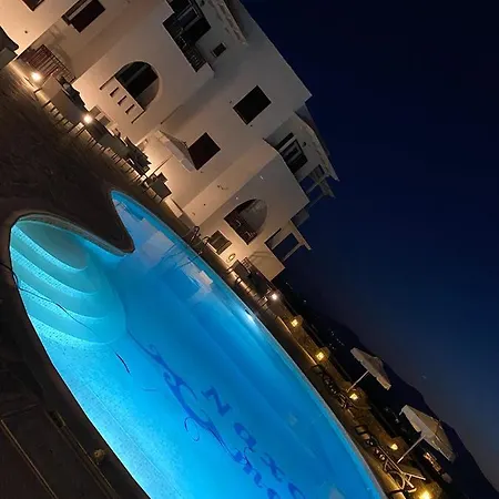 Naxos Mare Apartmanhotel Ajía Ána