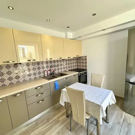 Apartmanhotel Naxos Mare 4*